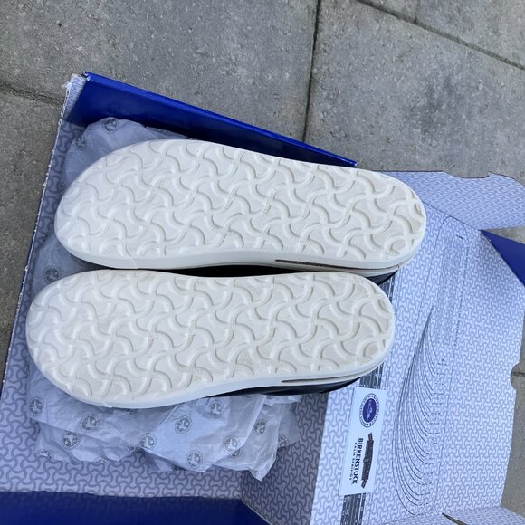 Birkenstock black sneaker, essentially new, size 38, super comfortable - Picture 6 of 8